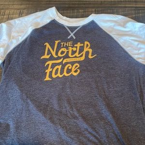 Mens 3/4 sleeve north face shirt